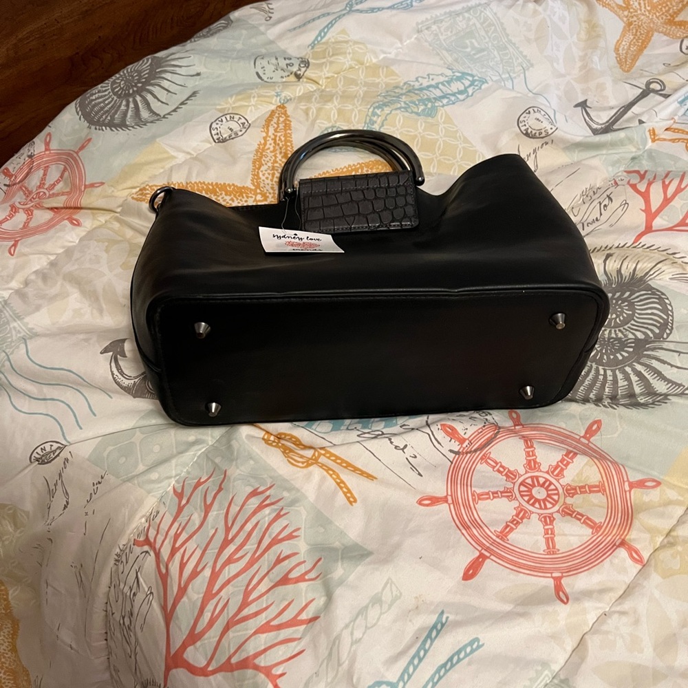 NWT Sydney Love Tote Satchel w/Crossbody Set - Picture 9 of 10